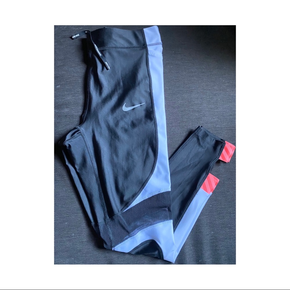 Nike Leggings ✔️